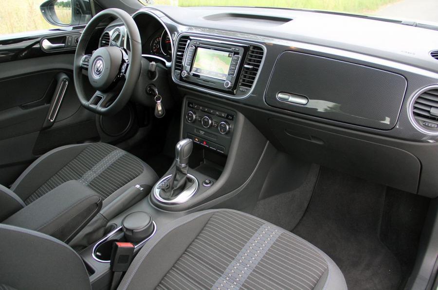  Volkswagen Beetle Turbo 2012 года  (фото 63 из 84)